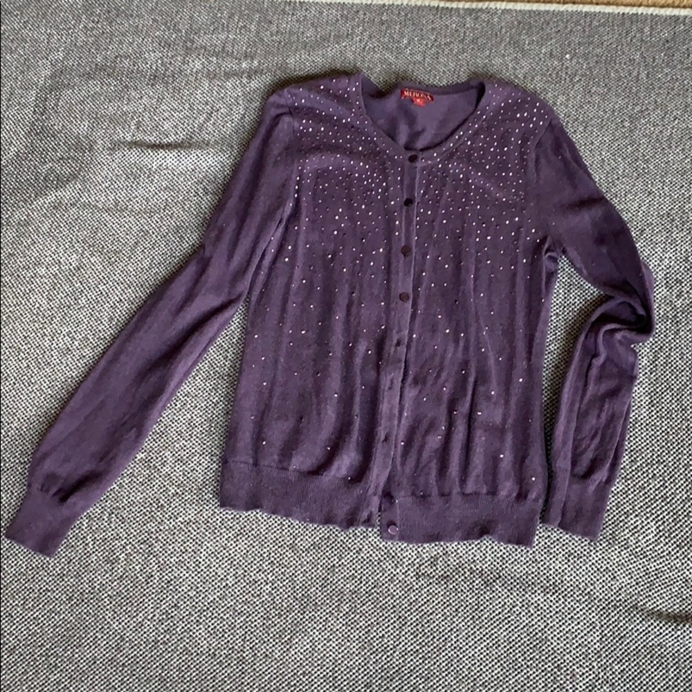 Cardigan sweater